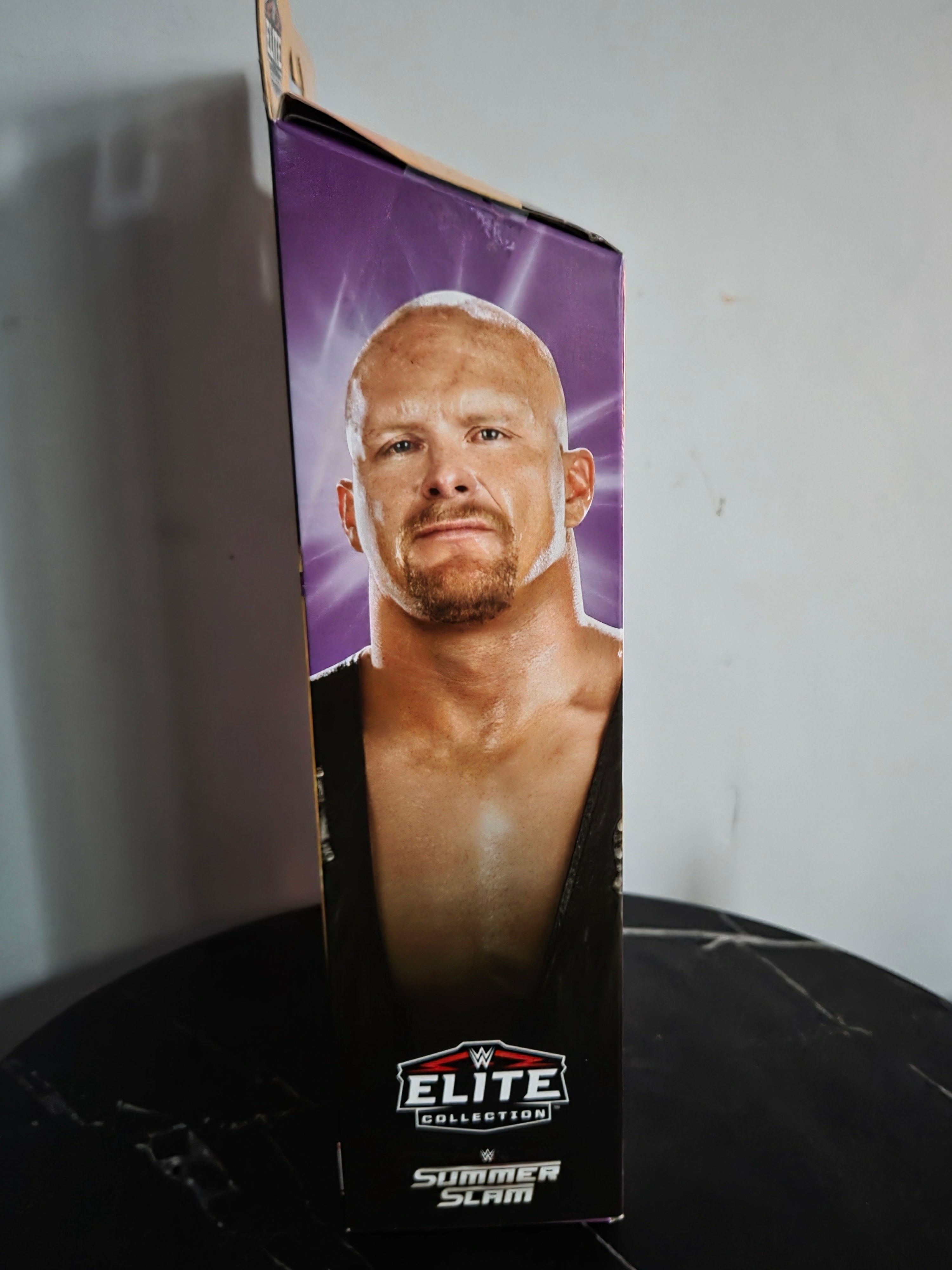 WWE Elite "Stone Cold" Steve Austin Figure Collectable