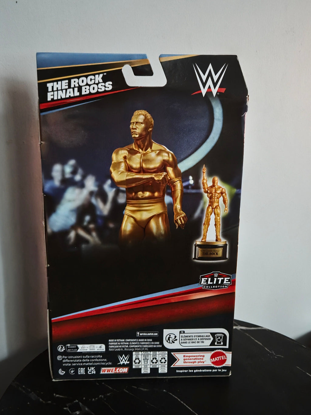 WWE The Rock "Final Boss" Gold Edition Elite Figure Collectable